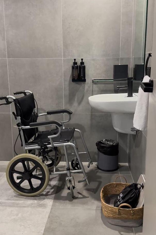 Deco Hotel Канбера Екстериор снимка